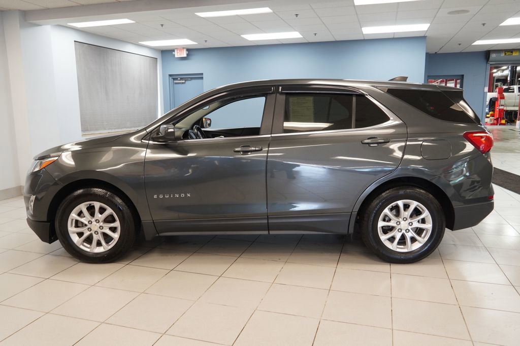 Used 2021 Chevrolet Equinox LT FWD image 2
