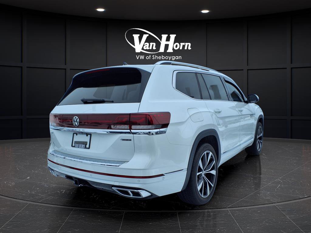 Used 2024 Volkswagen Atlas SEL Premium R-Line image 4