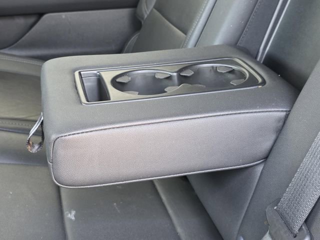 Used 2023 Chevrolet Suburban LT RWD image 10
