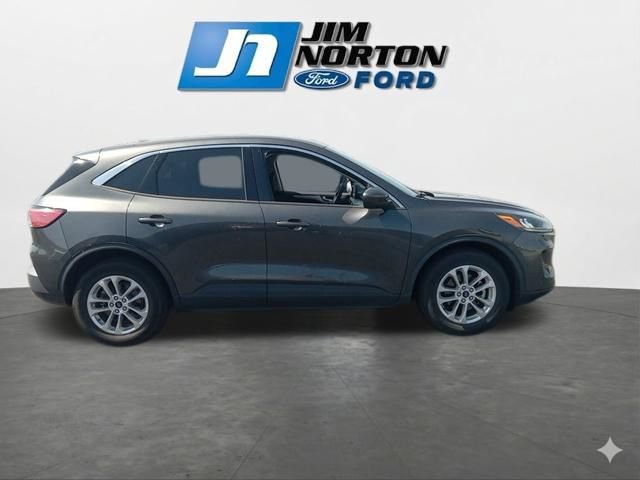 Used 2020 Ford Escape SE FWD image 11