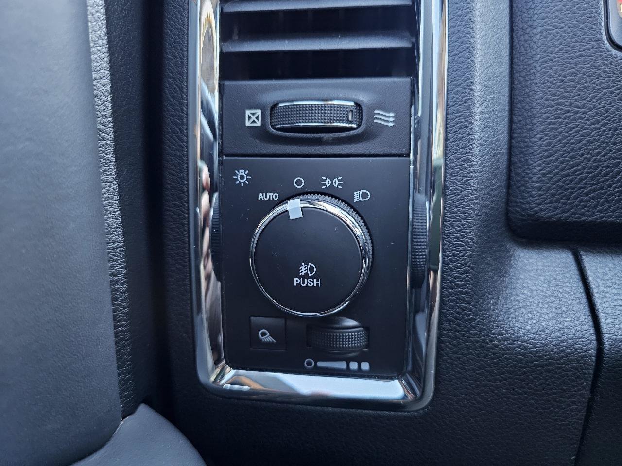 Used 2015 RAM 1500 Laramie Longhorn w/ Convenience Group AWD/4WD image 49