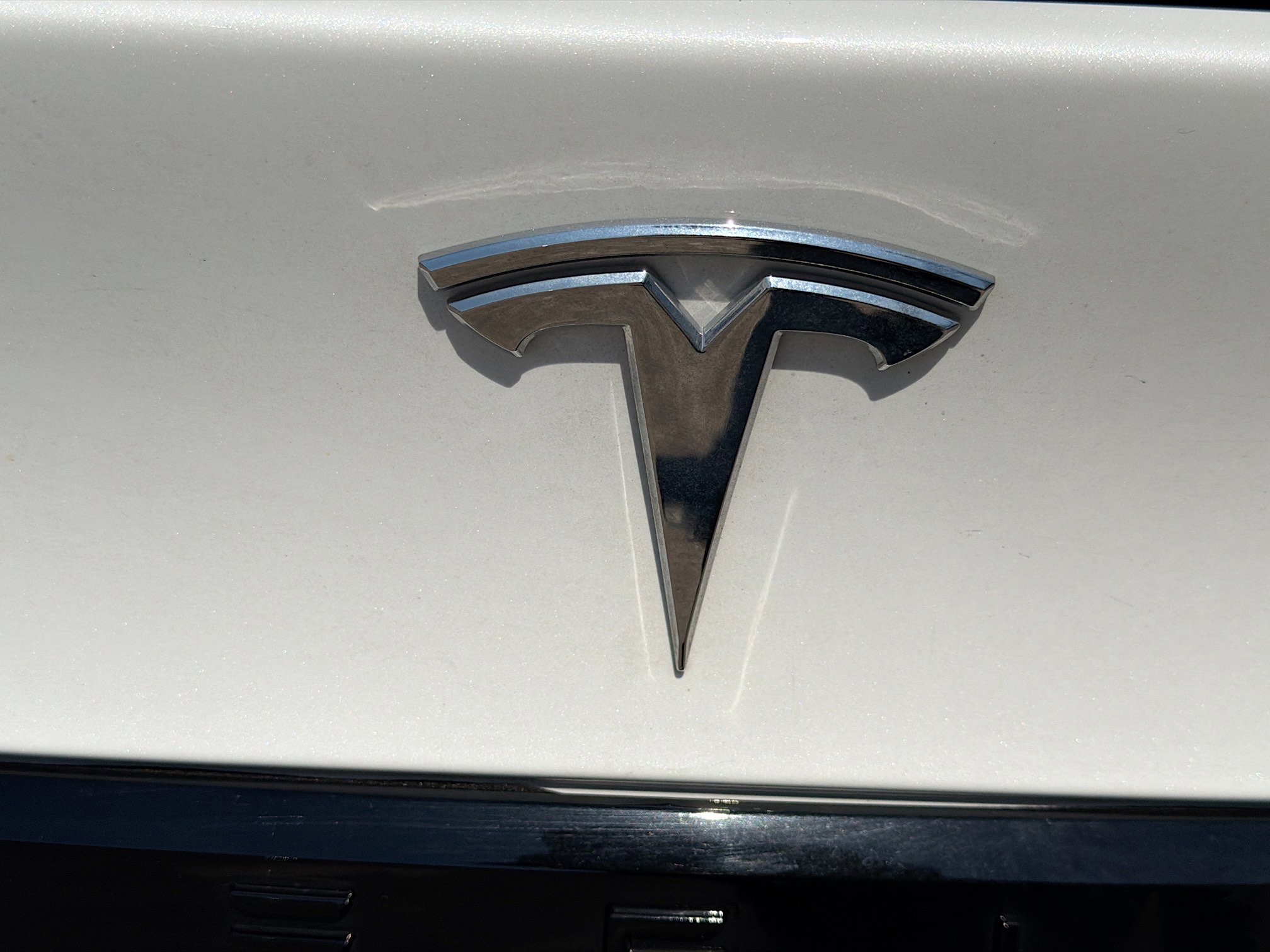 Used 2022 Tesla Model X image 11