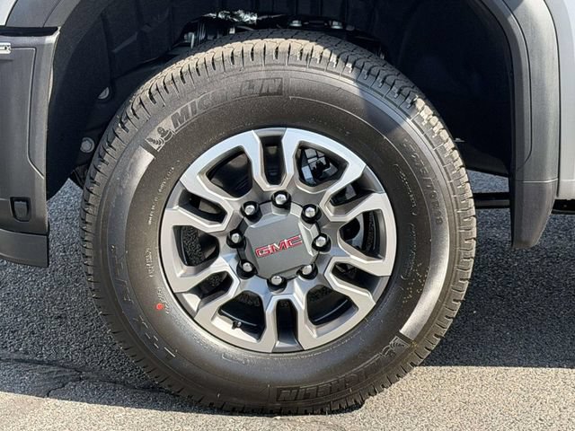 New 2026 GMC Sierra 2500 SLT w/ Max Trailering Package AWD/4WD image 5
