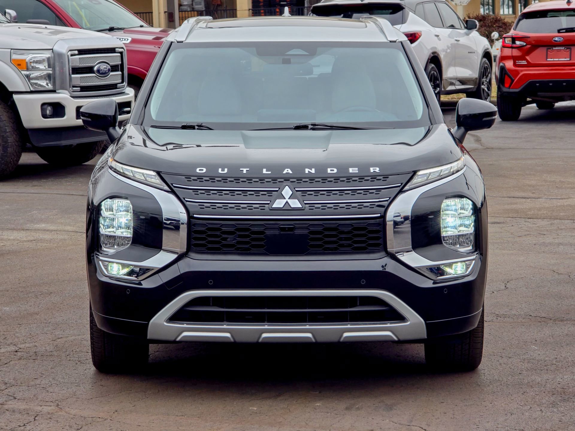 Used 2024 Mitsubishi Outlander SEL image 4