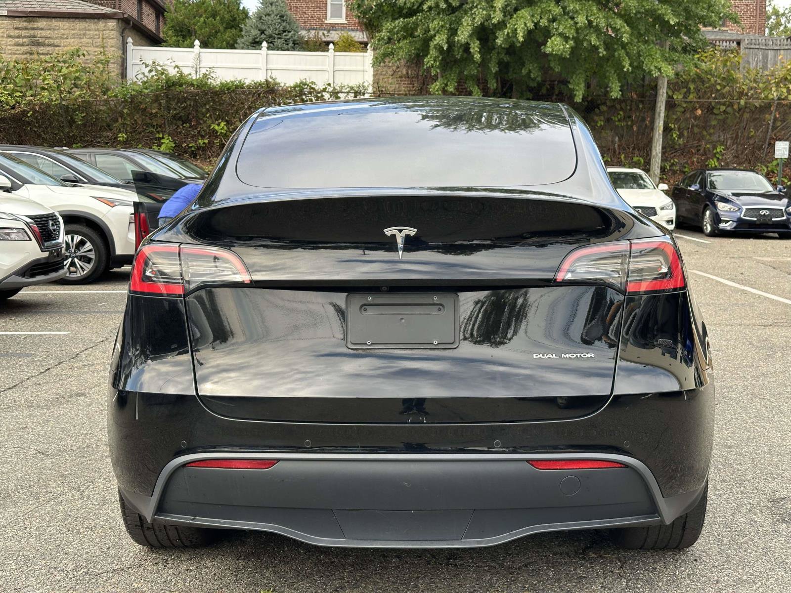 Used 2021 Tesla Model Y Long Range AWD/4WD image 4