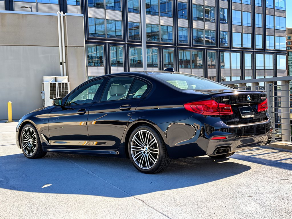 Used 2020 BMW M550i xDrive w/ Executive Package AWD/4WD image 3