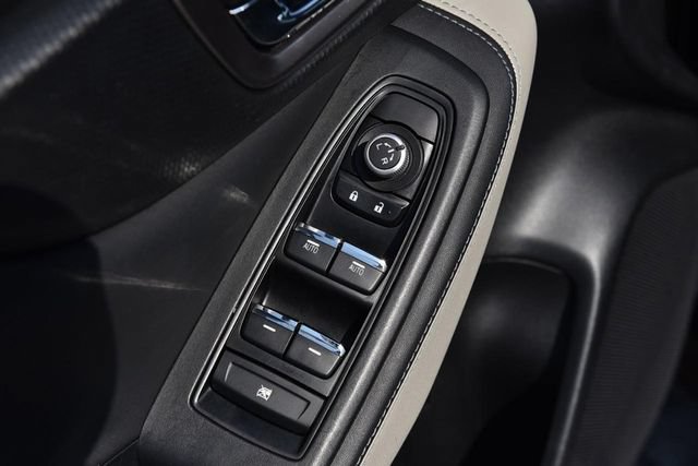 Used 2022 Subaru Forester Limited AWD/4WD image 8
