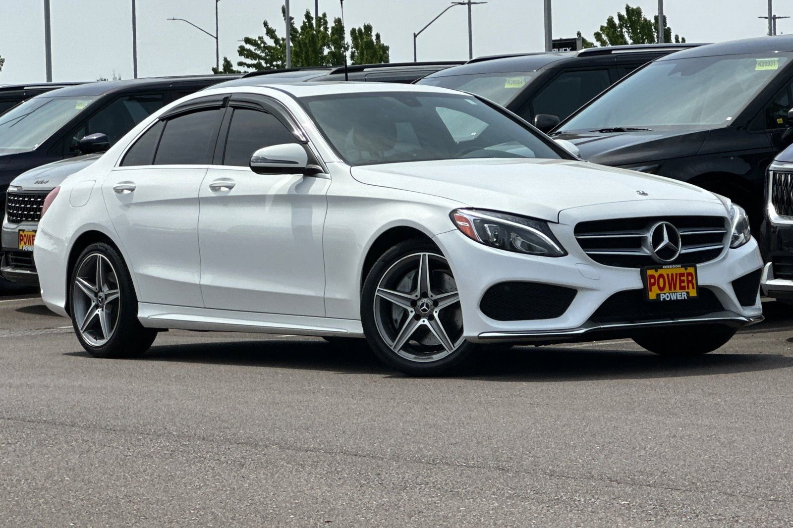 Used 2018 Mercedes-Benz C 300 4MATIC Sedan image 2
