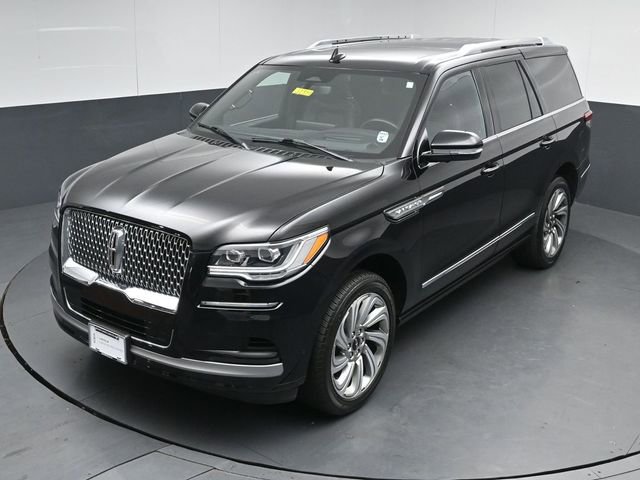 Certified 2023 Lincoln Navigator Reserve AWD/4WD image 50