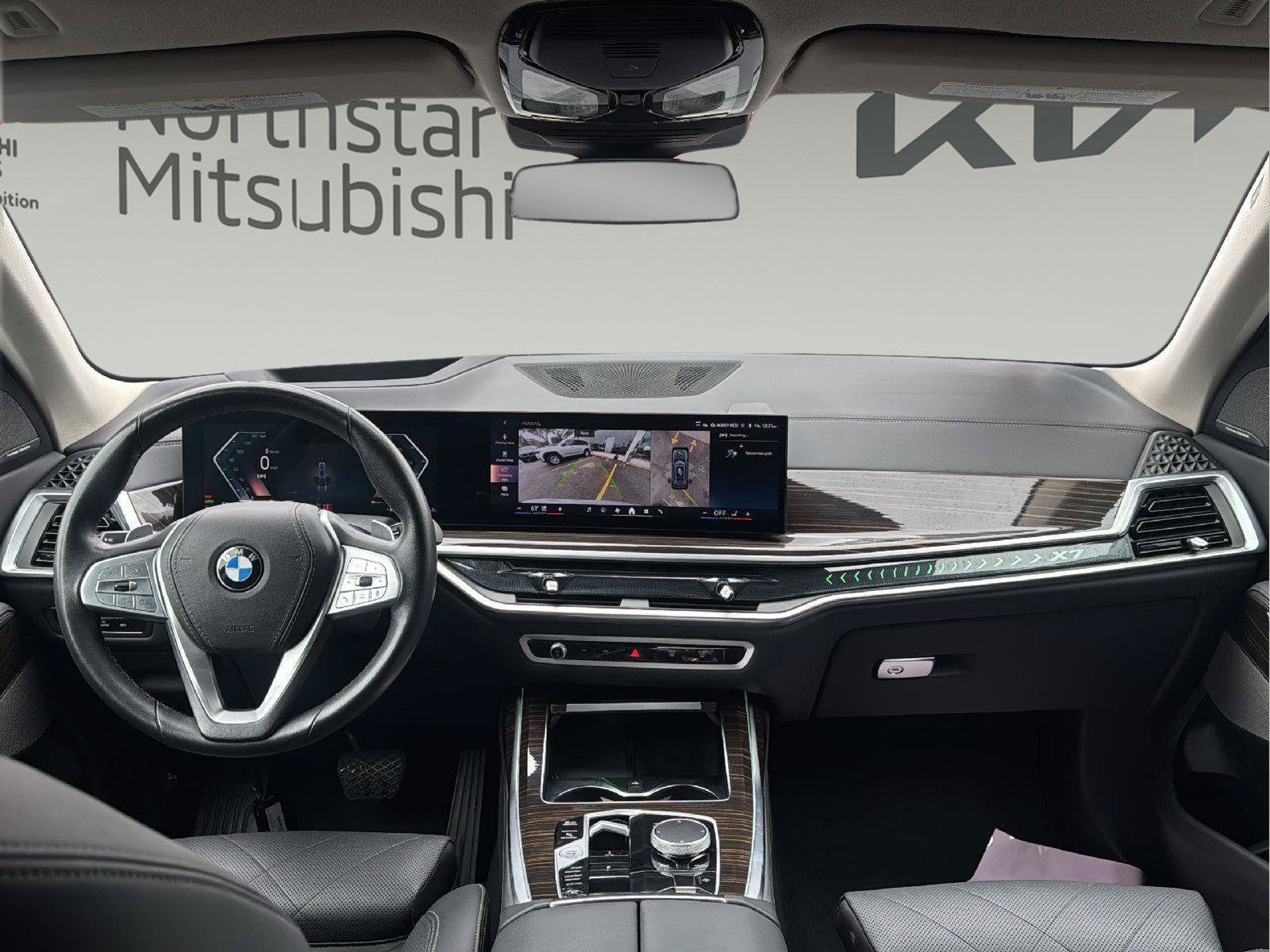 Used 2025 BMW X7 xDrive40i AWD/4WD image 13