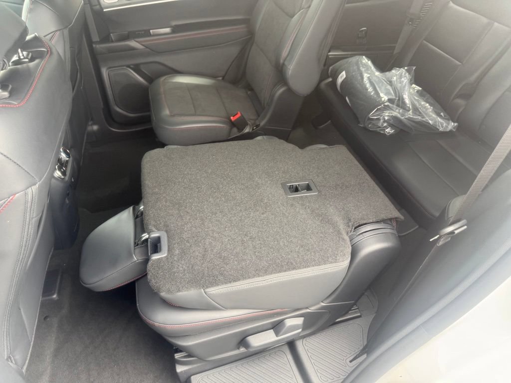 New 2026 Ford Explorer ST AWD/4WD image 32
