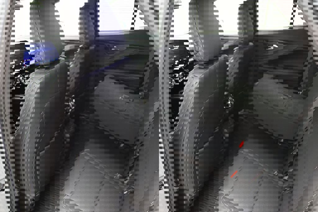 Used 2024 Chevrolet Blazer EV LT image 11