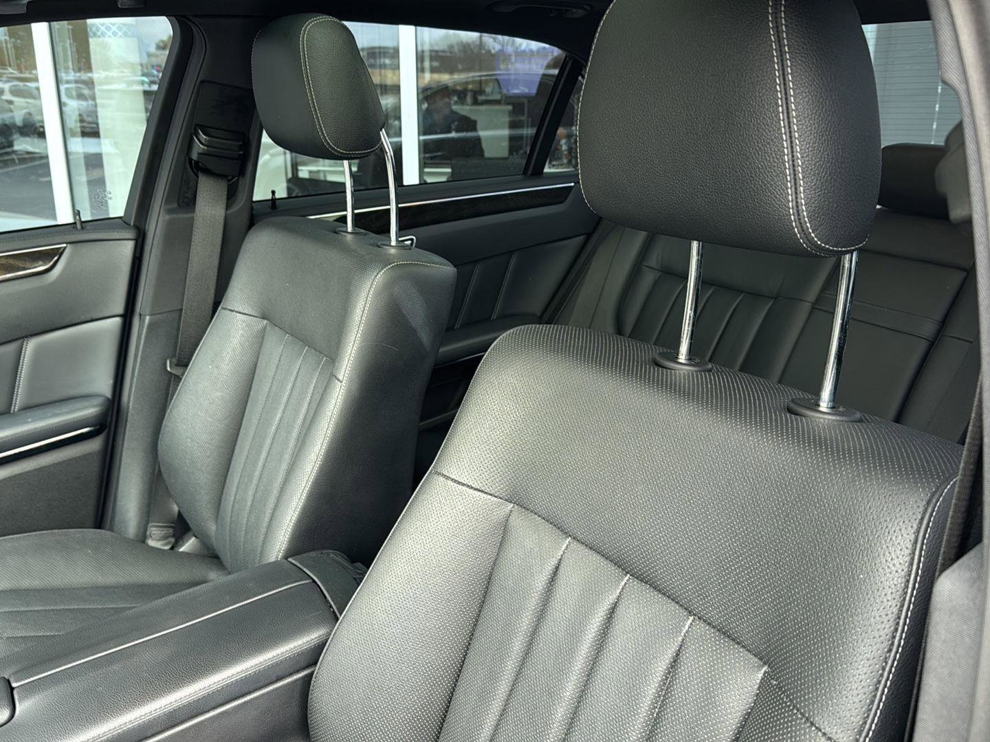 Used 2016 Mercedes-Benz E 400 E 400 image 26