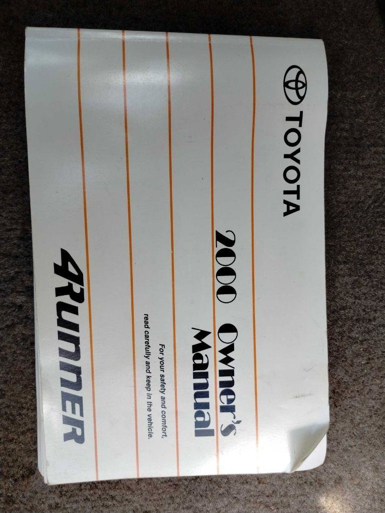 Used 2000 Toyota 4Runner Limited image 21