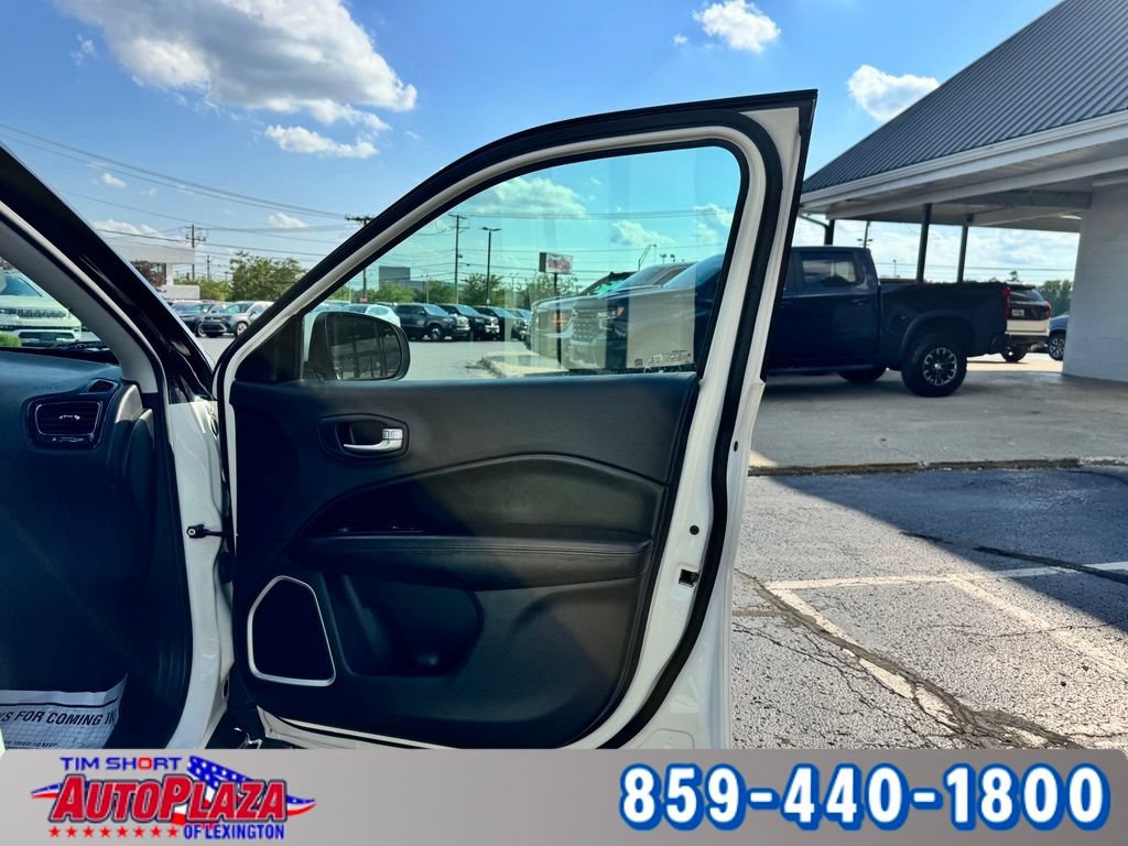 Used 2021 Jeep Compass Latitude FWD image 50