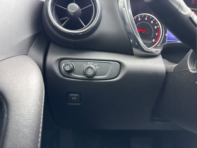 Used 2022 Chevrolet Blazer LT image 18