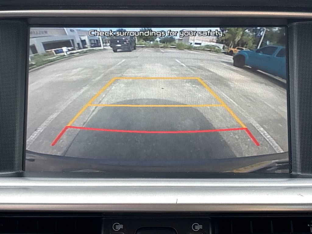 Used 2020 Kia Optima LX FWD image 24