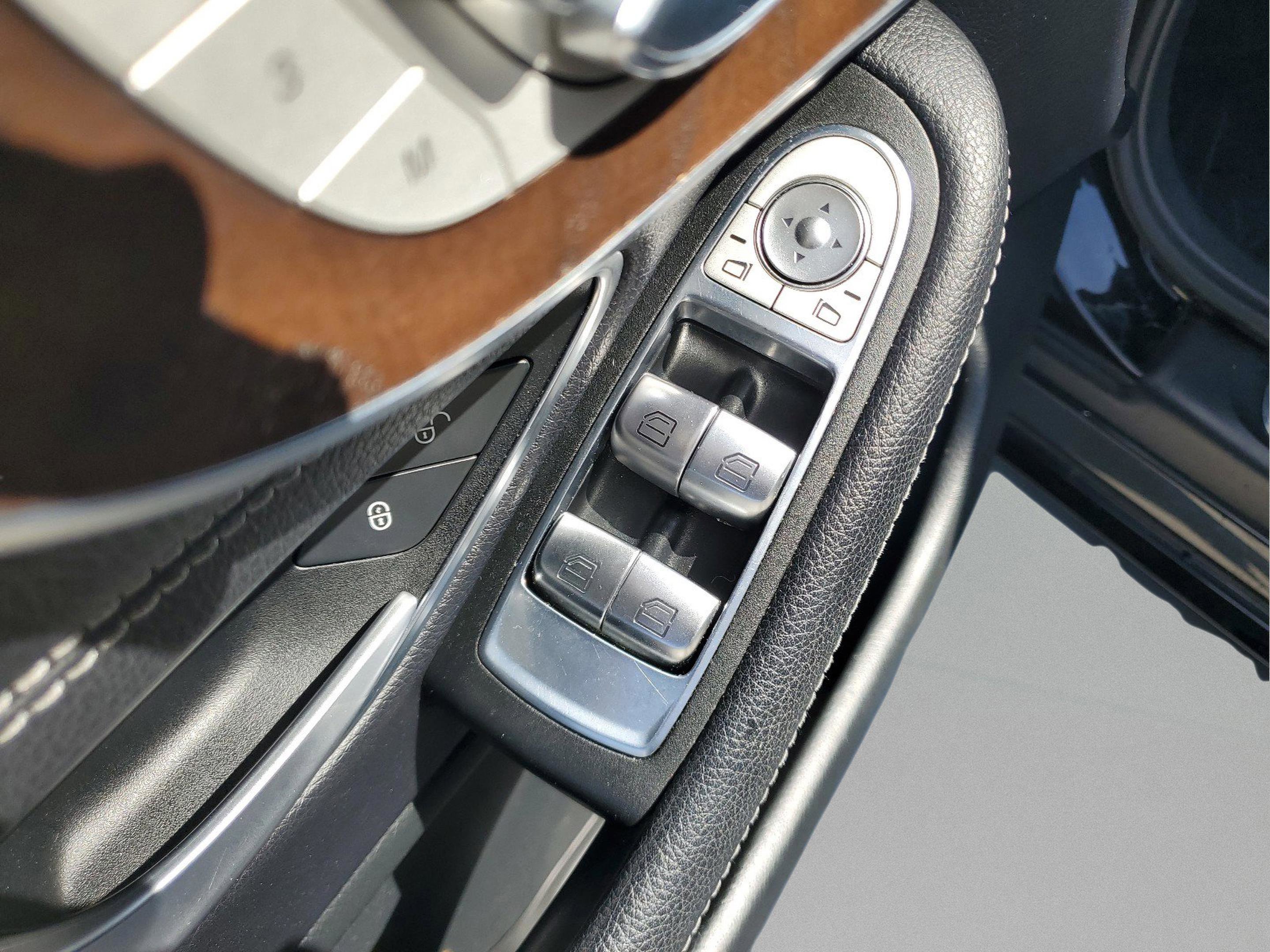 Used 2018 Mercedes-Benz C 300 Cabriolet image 12