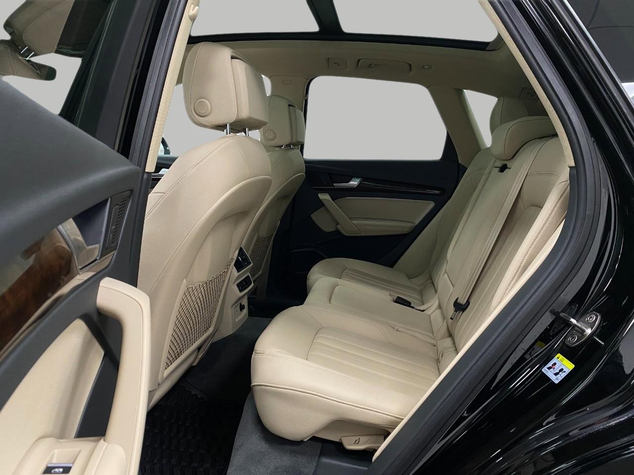 Used 2019 Audi Q5 2.0T Premium Plus w/ Premium Plus Package image 31