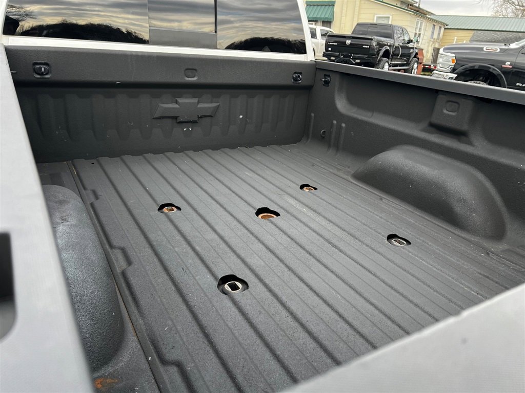 Used 2018 Chevrolet Silverado 2500 High Country w/ Duramax Plus Package image 12