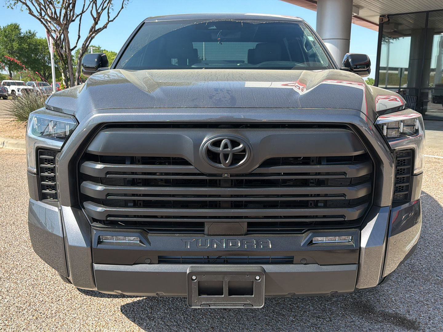 Used 2025 Toyota Tundra Limited image 9