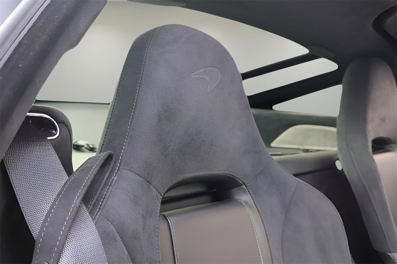 Used 2018 McLaren 720S Performance image 24