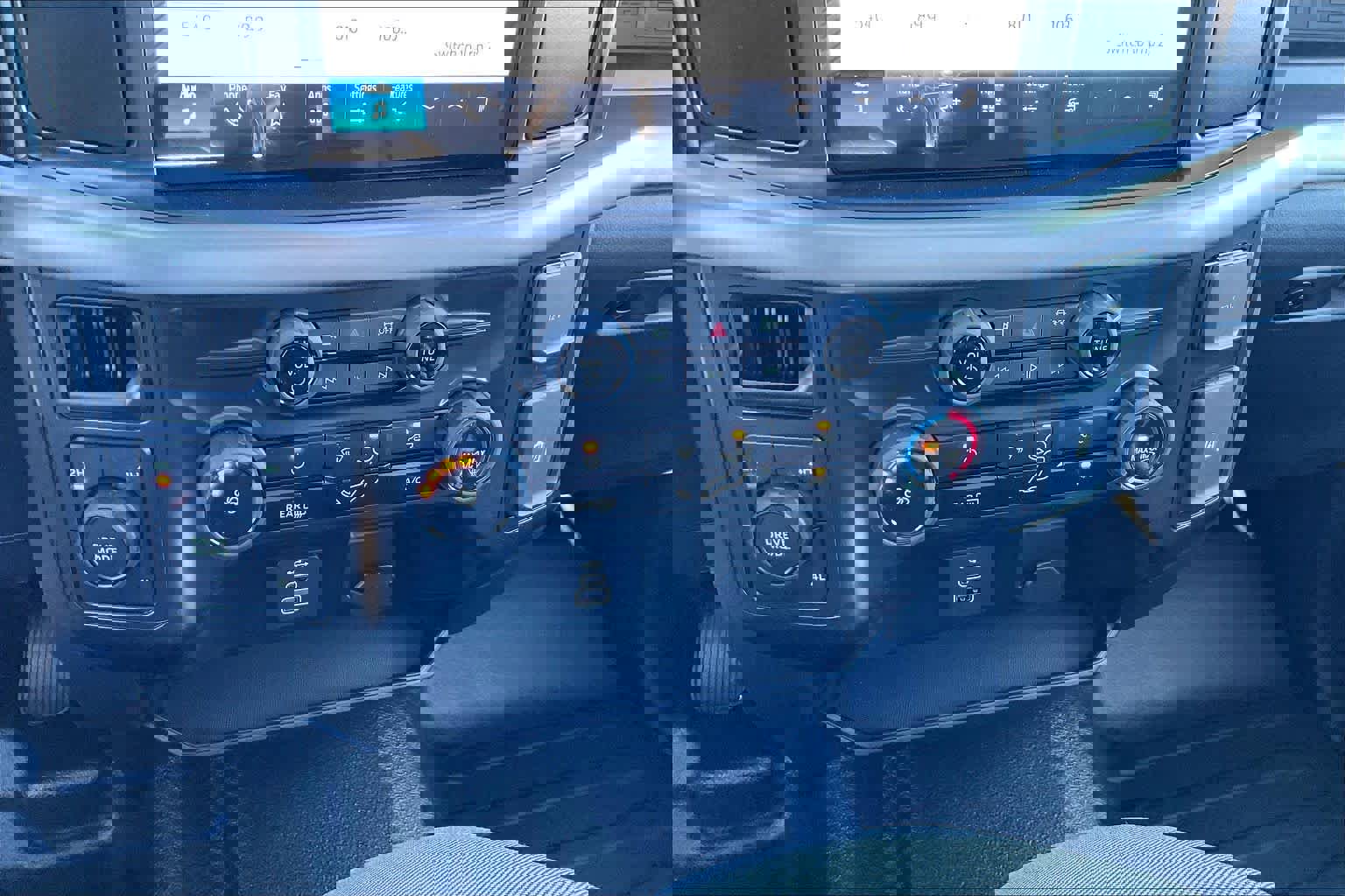 New 2026 Ford F150 XL w/ Equipment Group 103A High image 17