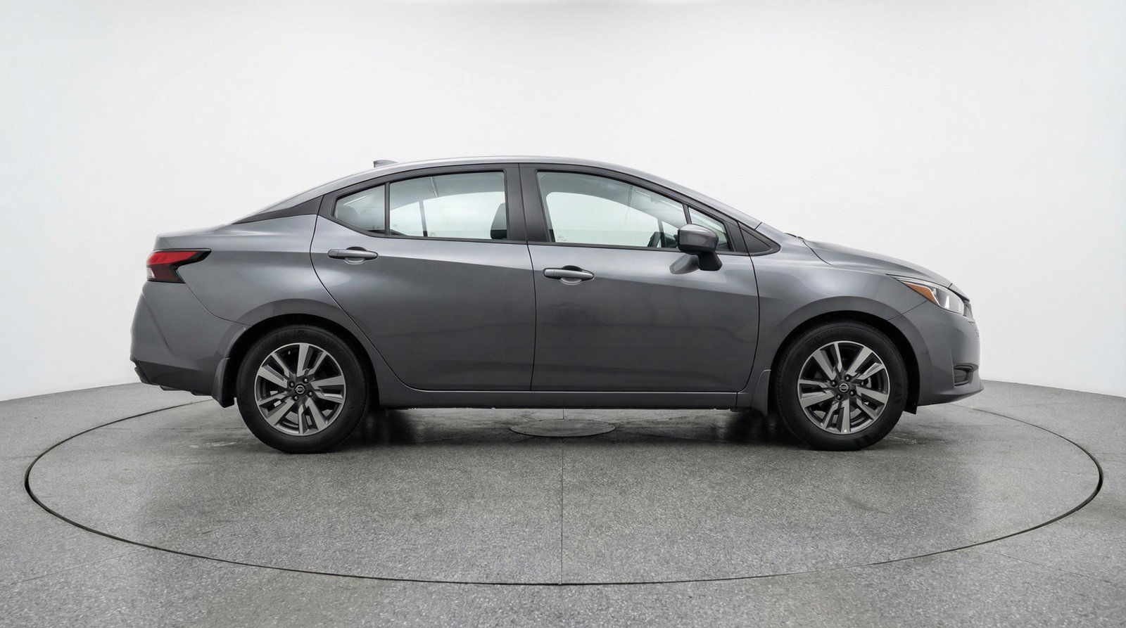 Used 2025 Nissan Versa SV image 11