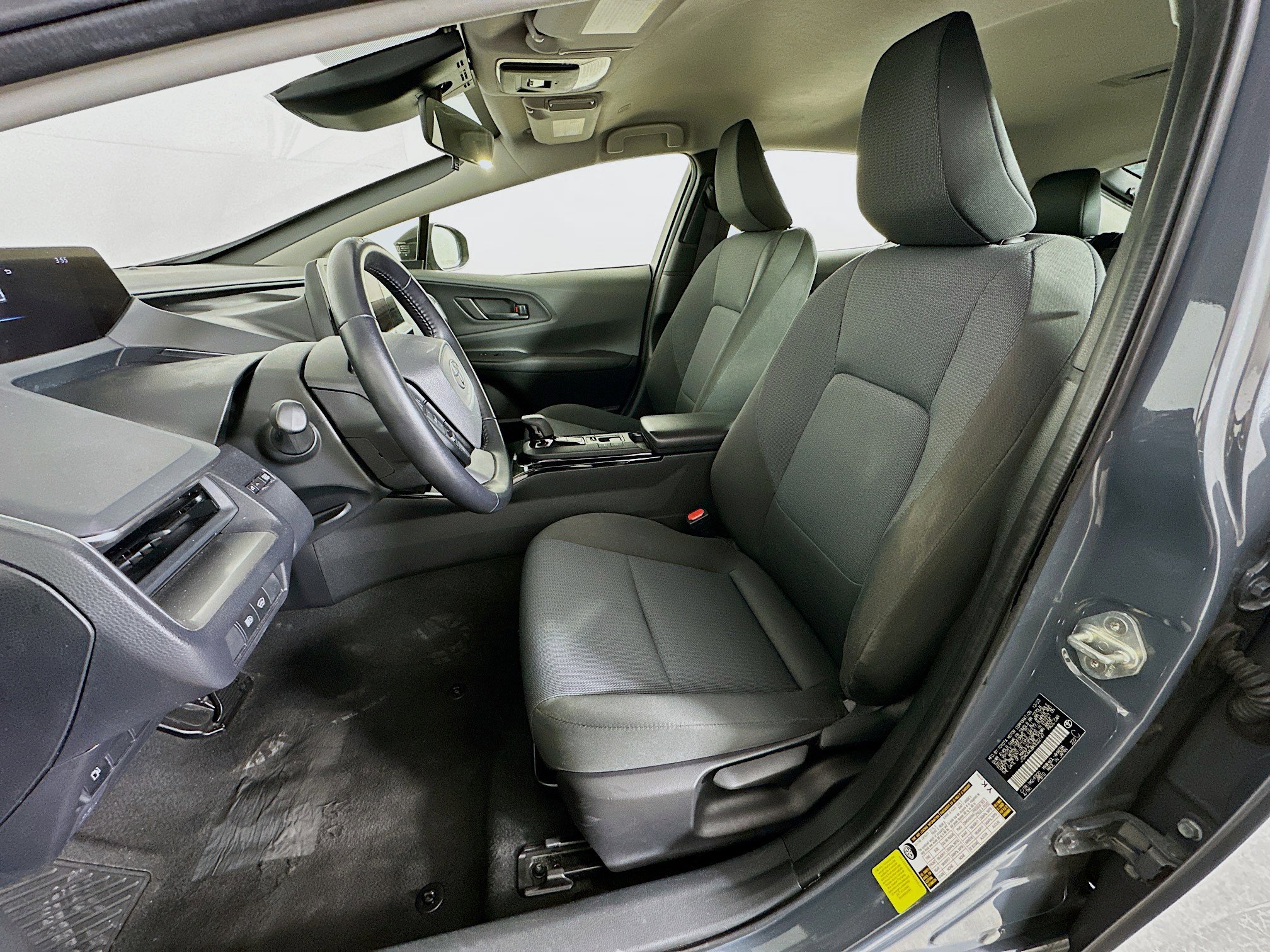 Used 2024 Toyota Prius LE image 13