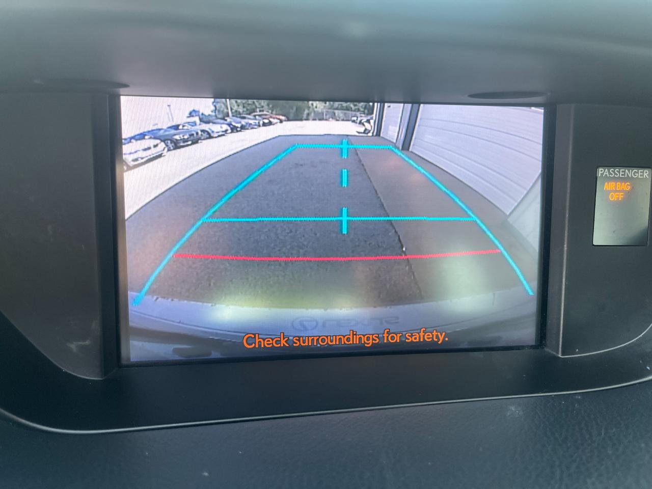 Used 2013 Lexus ES 300h w/ Luxury Pkg image 28