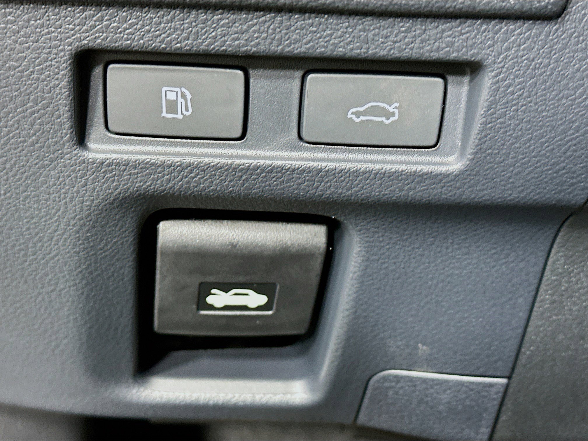 New 2025 Lexus ES 300h w/ Luxury Package image 10