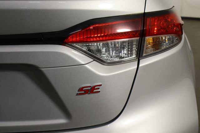 Used 2025 Toyota Corolla SE FWD image 35