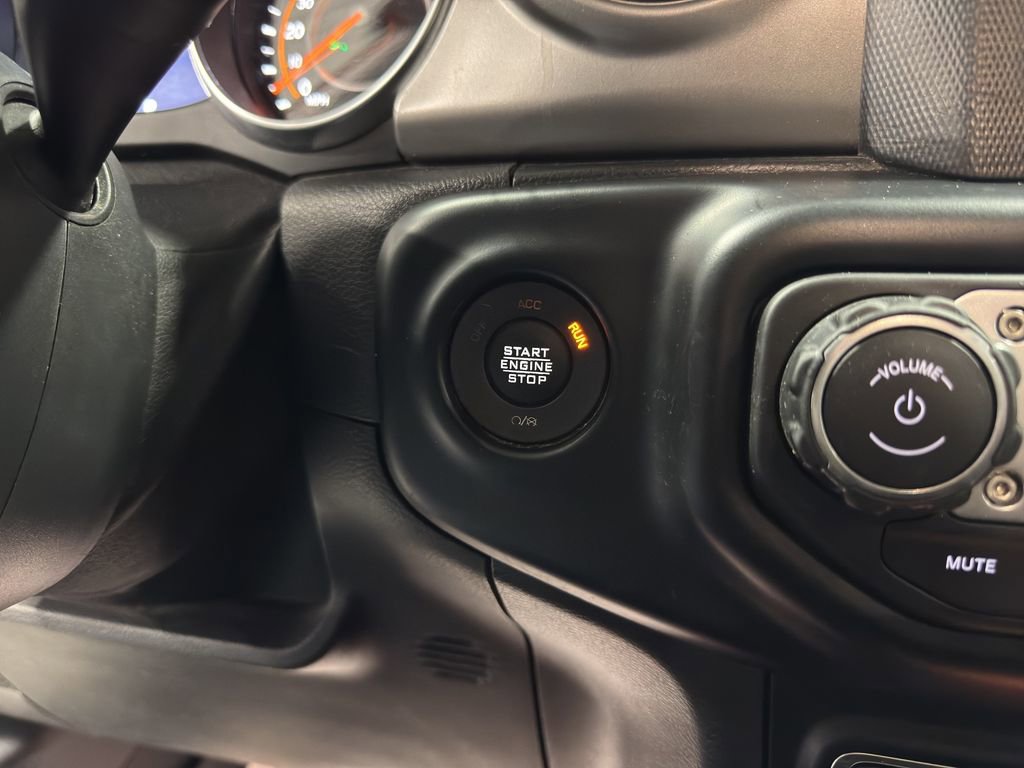 Used 2021 Jeep Wrangler Willys image 29