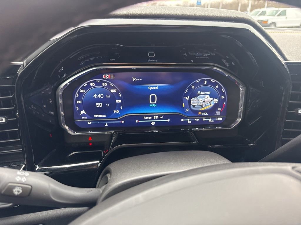 Used 2025 Chevrolet Silverado 2500 ZR2 w/ Technology Package image 15