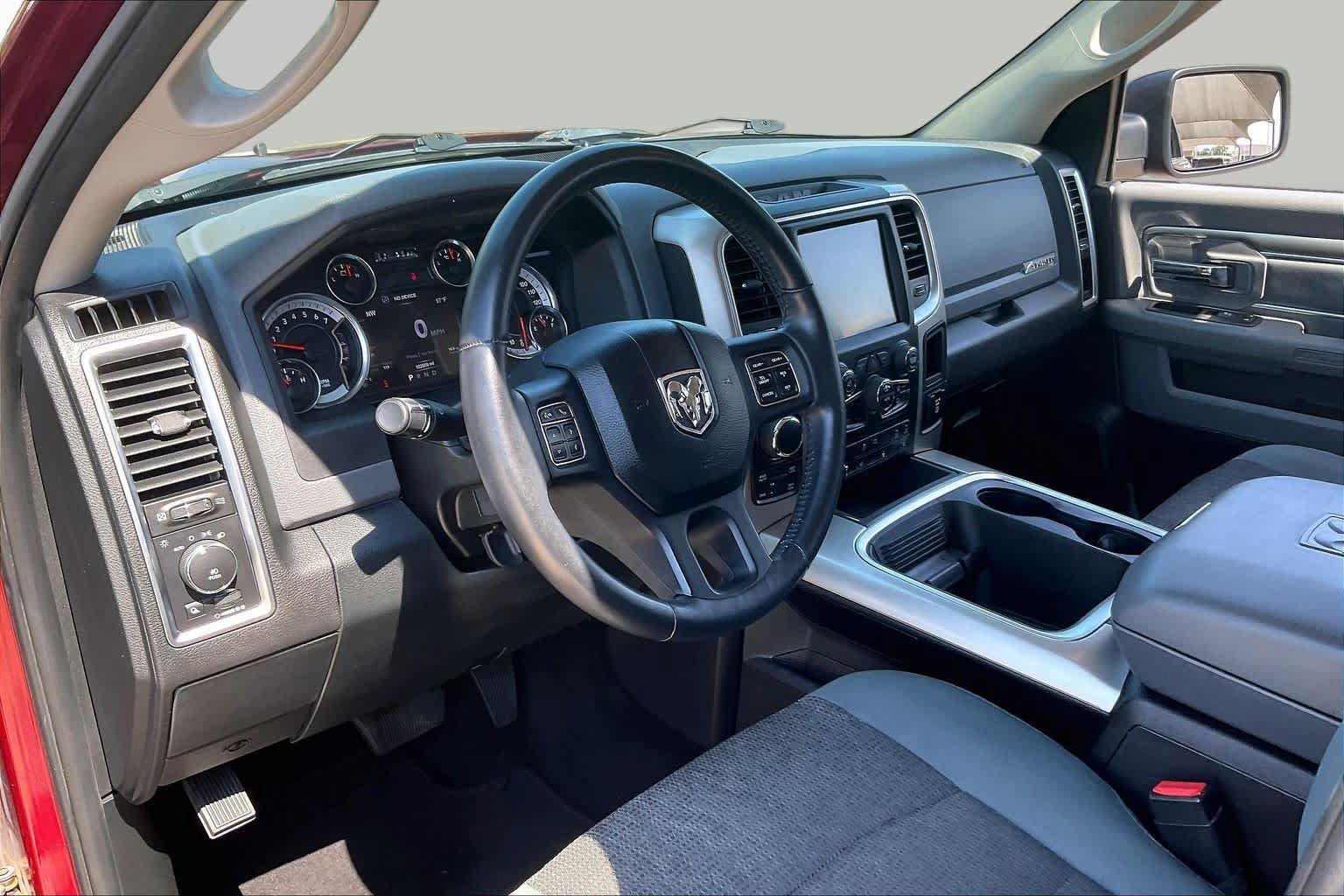 Used 2016 RAM 1500 Big Horn AWD/4WD image 17