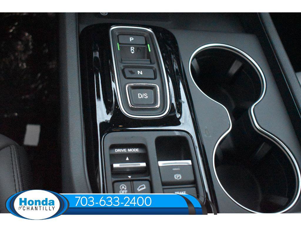 New 2025 Honda Pilot Touring image 29