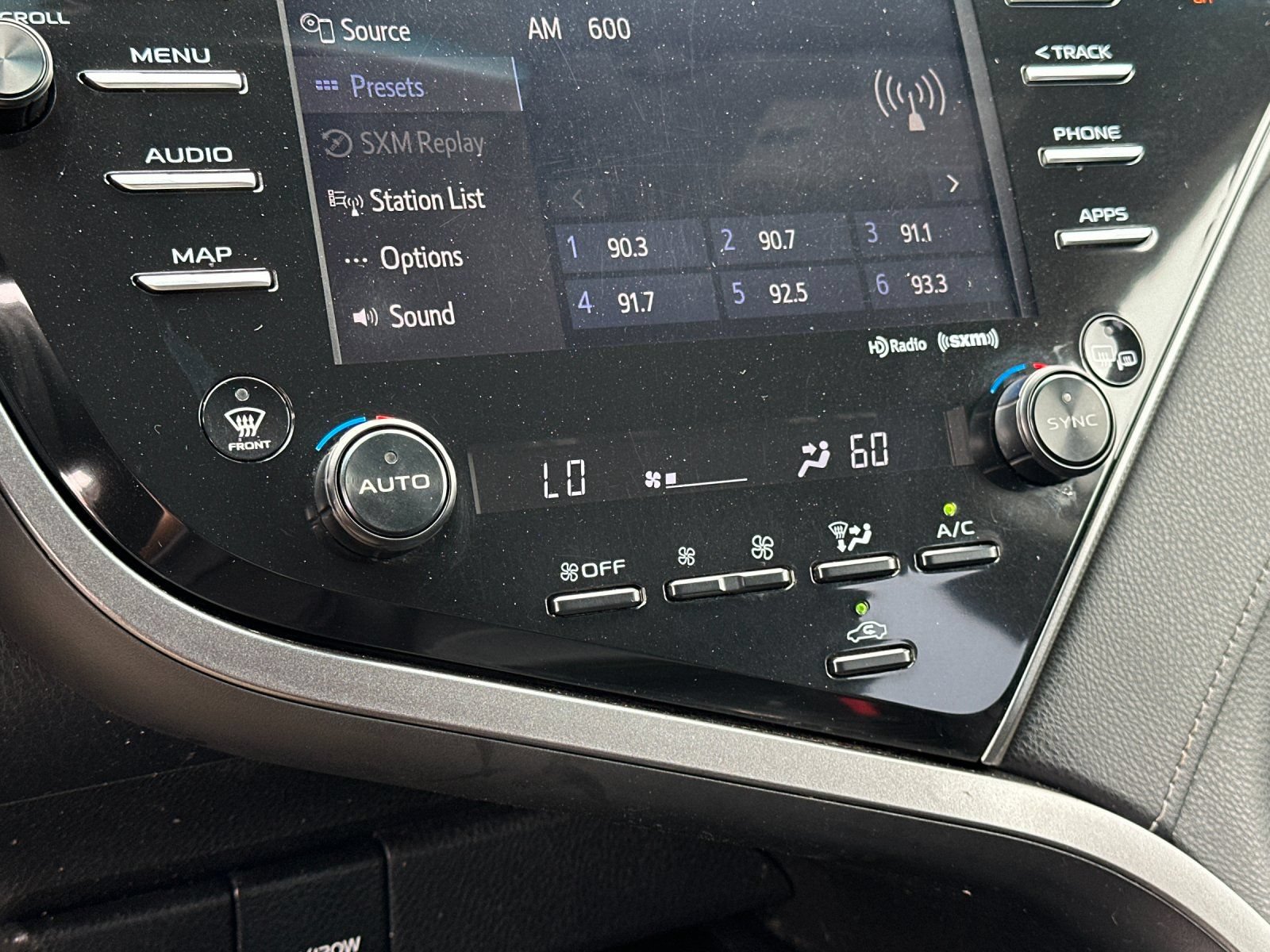 Used 2019 Toyota Camry XSE w/ Carpet Mat Package FWD image 17