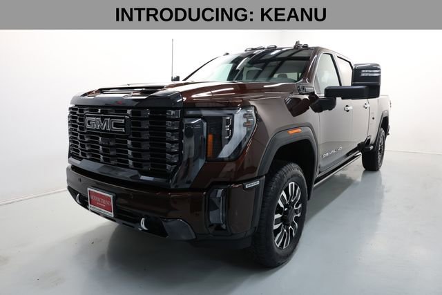 Used 2024 GMC Sierra 3500 Denali Ultimate AWD/4WD image 2