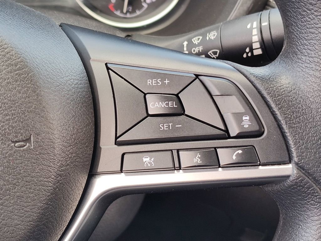 Used 2024 Nissan Sentra SV FWD image 25
