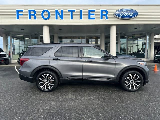 Used 2022 Ford Explorer ST image 1