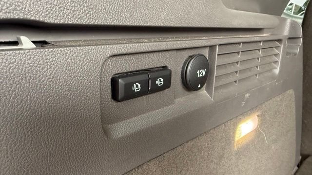 Used 2019 Lincoln Nautilus Reserve AWD/4WD image 32