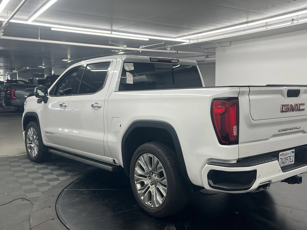 Used 2022 GMC Sierra 1500 Denali w/ Denali Premium Package AWD/4WD image 4
