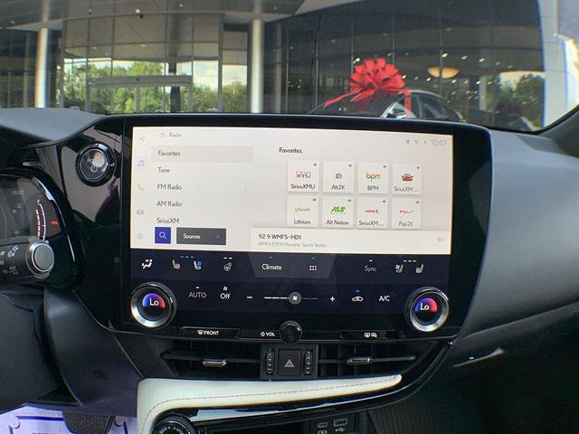 Used 2023 Lexus NX 350h AWD image 16