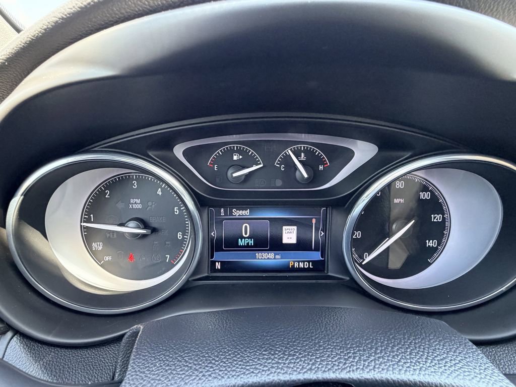 Used 2019 Buick Envision Essence image 32