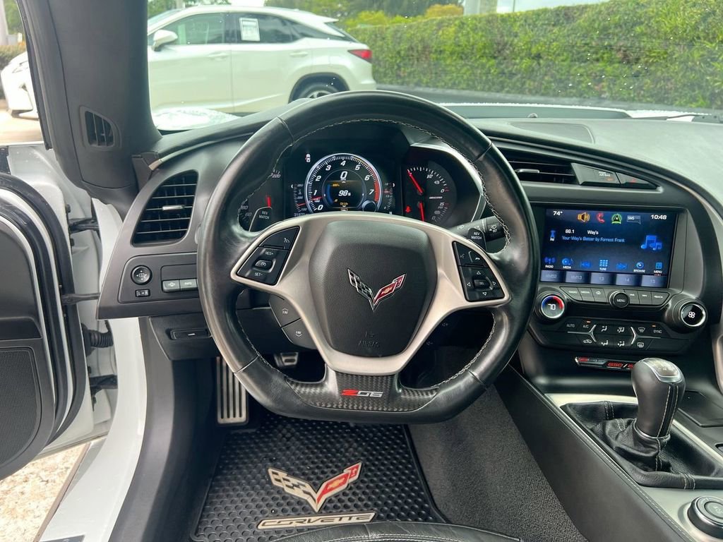 Used 2019 Chevrolet Corvette Z06 RWD image 13