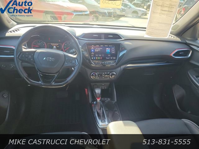 Used 2022 Chevrolet TrailBlazer RS w/ Sun and Liftgate Package FWD image 13
