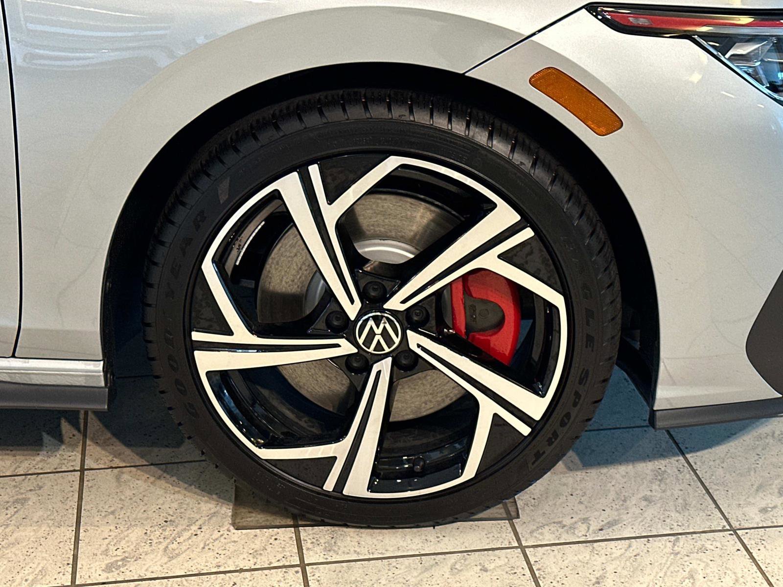 New 2025 Volkswagen GTI SE image 8