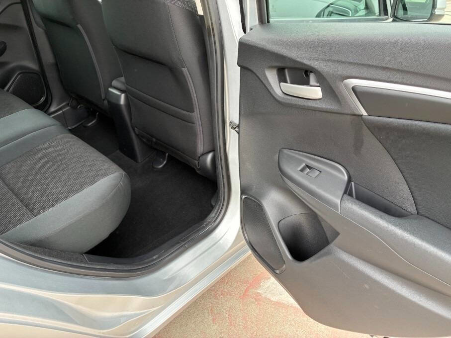 Used 2015 Honda Fit LX image 21
