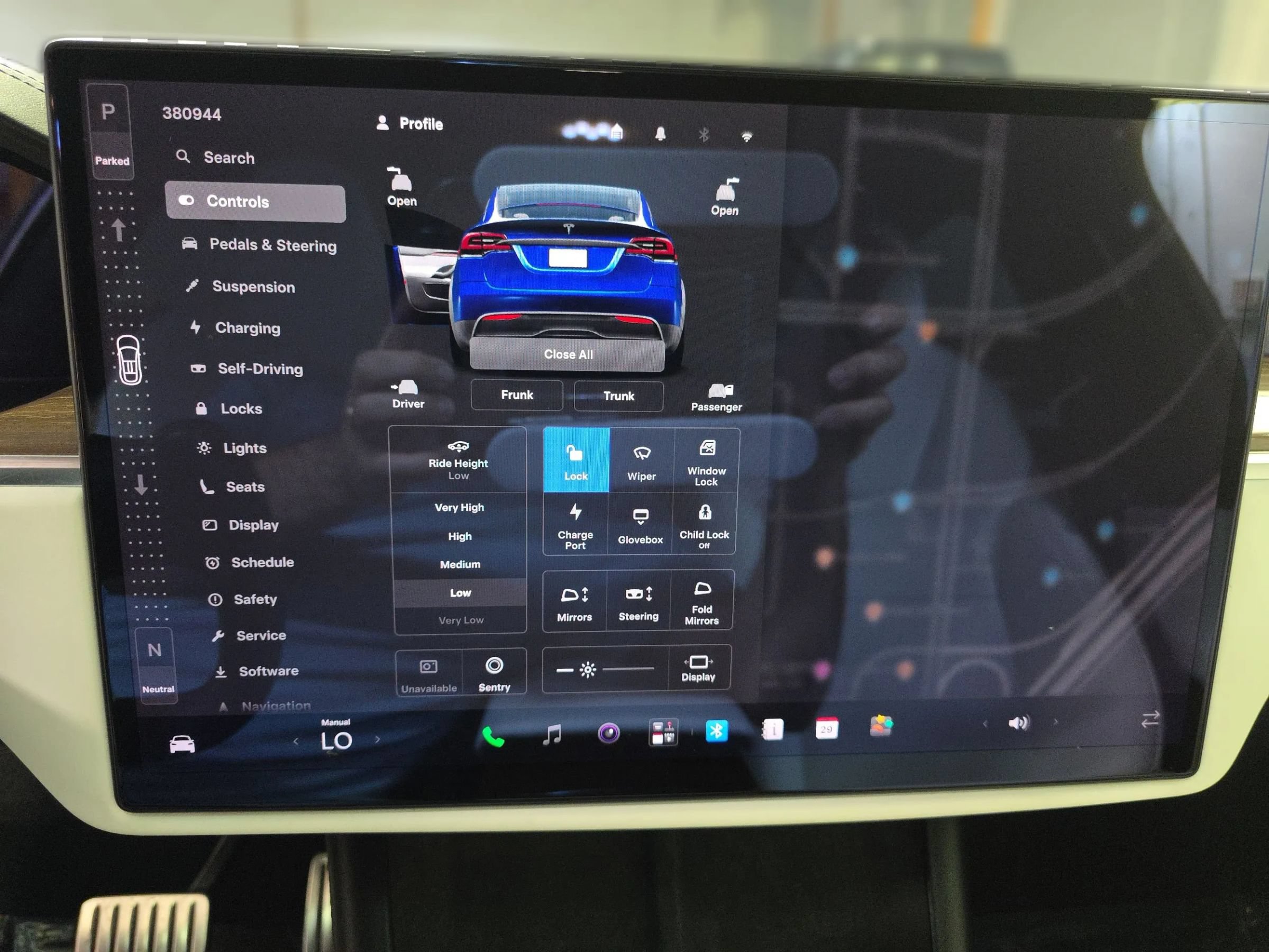 Used 2023 Tesla Model X AWD/4WD image 22