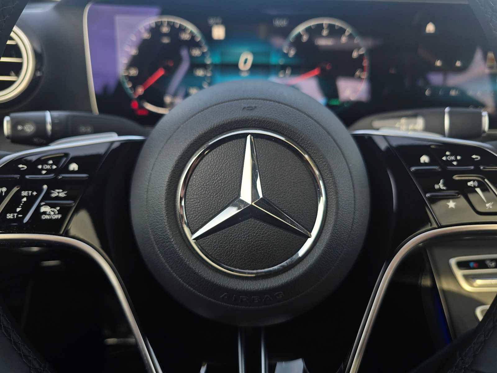 Used 2023 Mercedes-Benz E 450 4MATIC Sedan image 24